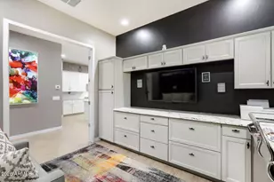 24914 N 176th Ave, Surprise, AZ 85387 - Photo 8