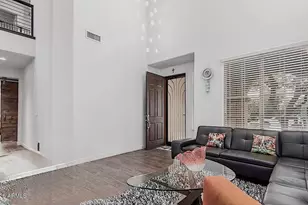 2012 W Chimney Rock Rd, Phoenix, AZ 85085 - Photo 2
