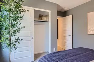 25008 N 174th Dr, Surprise, AZ 85387 - Photo 14