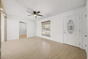 2929 W Loma Ln, Phoenix, AZ 85051 - Photo 8