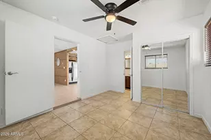 2929 W Loma Ln, Phoenix, AZ 85051 - Photo 18