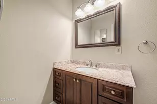 2929 W Loma Ln, Phoenix, AZ 85051 - Photo 20