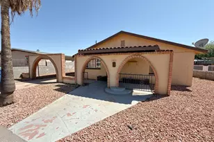 1707 E Illini St, Phoenix, AZ 85040 - Photo 2