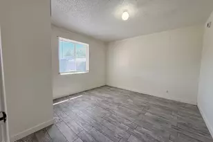 1707 E Illini St, Phoenix, AZ 85040 - Photo 12
