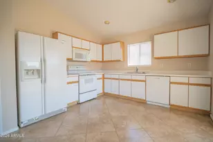 1914 S Palo Verde Dr, Apache Junction, AZ 85120 - Photo 4