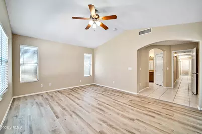 6434 W Kristal Way, Glendale, AZ 85308 - Photo 18