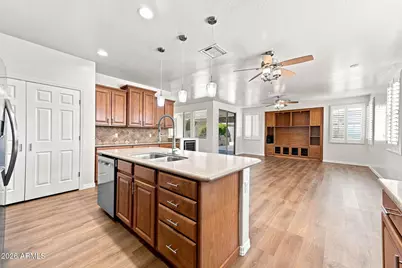 14430 W Monterey Way, Goodyear, AZ 85395 - Photo 12