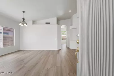 1211 W Carol Ann Way, Phoenix, AZ 85023 - Photo 16