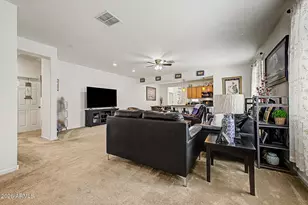 961 W Capulin Trail, San Tan Valley, AZ 85140 - Photo 10