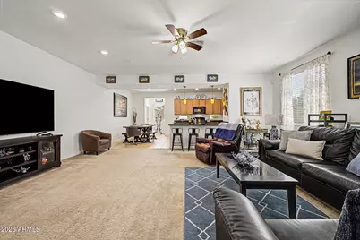 961 W Capulin Trail, San Tan Valley, AZ 85140 - Photo 8