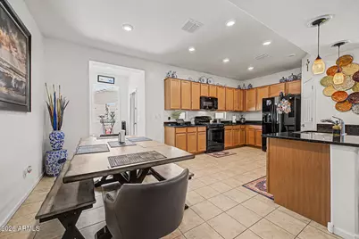 961 W Capulin Trail, San Tan Valley, AZ 85140 - Photo 12