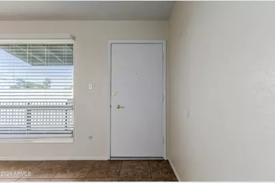 7141 N 16th Street #234, Phoenix, AZ 85020 - Photo 2
