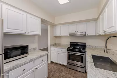 7141 N 16th Street #234, Phoenix, AZ 85020 - Photo 8