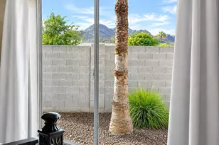 2031 E Vista Dr, Phoenix, AZ 85022 - Photo 14