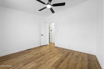 2526 E Behrend Drive, Phoenix, AZ 85050 - Photo 20
