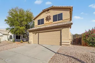 2233 E Soft Wind Dr, Phoenix, AZ 85024 - Photo 2