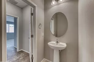 8410 W Palmaire Ave, Glendale, AZ 85305 - Photo 24
