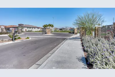 8410 W Palmaire Avenue, Glendale, AZ 85305 - Photo 30