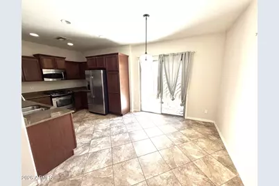 3975 E Melinda Drive, Phoenix, AZ 85050 - Photo 4
