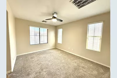 3975 E Melinda Drive, Phoenix, AZ 85050 - Photo 10