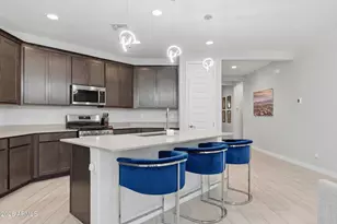 9514 W Avalon Dr, Phoenix, AZ 85037 - Photo 8