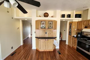 808 N Abbey Rd, Maricopa, AZ 85139 - Photo 14