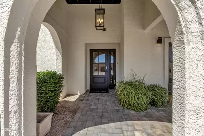 5712 E Windrose Drive, Scottsdale, AZ 85254 - Photo 2