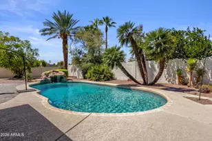 5712 E Windrose Dr, Scottsdale, AZ 85254 - Photo 42