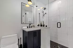 5712 E Windrose Dr, Scottsdale, AZ 85254 - Photo 32