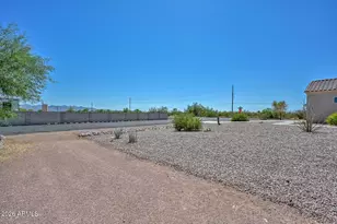 21836 W Quails Nest, Wittmann, AZ 85361 - Photo 4