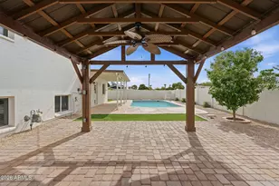 8355 E Stella Ln, Scottsdale, AZ 85250 - Photo 40