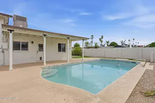 8355 E Stella Ln, Scottsdale, AZ 85250 - Photo 34