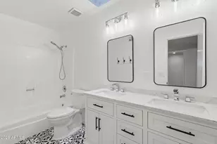 8355 E Stella Ln, Scottsdale, AZ 85250 - Photo 28