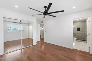 8355 E Stella Ln, Scottsdale, AZ 85250 - Photo 18