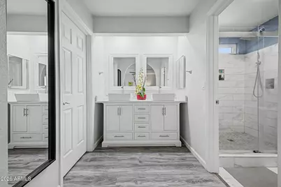 19043 N 98th Lane, Peoria, AZ 85382 - Photo 16