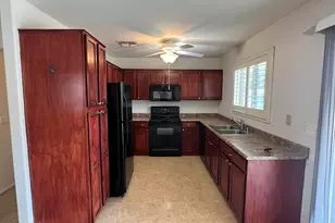 17442 W Watson Ln, Surprise, AZ 85388 - Photo 4