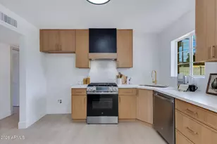 2513 E Turney Ave, Phoenix, AZ 85016 - Photo 10