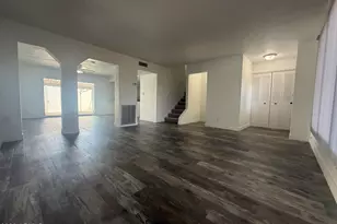 1577 W Hazelwood St, Phoenix, AZ 85015 - Photo 8