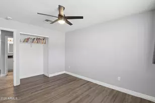 1017 E El Caminito Dr, Phoenix, AZ 85020 - Photo 32