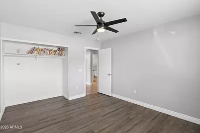 1017 E El Caminito Drive, Phoenix, AZ 85020 - Photo 30