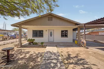 219 N Lincoln Avenue, Casa Grande, AZ 85122 - Photo 4