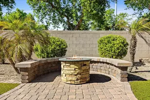 15772 W Shaw Butte Dr, Surprise, AZ 85379 - Photo 32