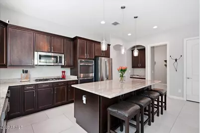 232 E Crescent Place, Chandler, AZ 85249 - Photo 4