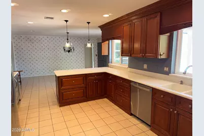 4602 E Exeter Boulevard, Phoenix, AZ 85018 - Photo 8