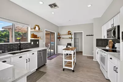 30052 N Desert Willow Boulevard, San Tan Valley, AZ 85143 - Photo 14