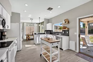 30052 N Desert Willow Blvd, San Tan Valley, AZ 85143 - Photo 16