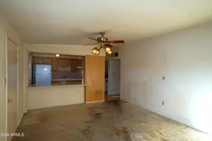 10407 W Peoria Ave, Sun City, AZ 85351 - Photo 6
