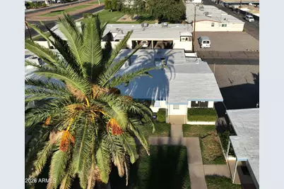 10407 W Peoria Avenue, Sun City, AZ 85351 - Photo 2