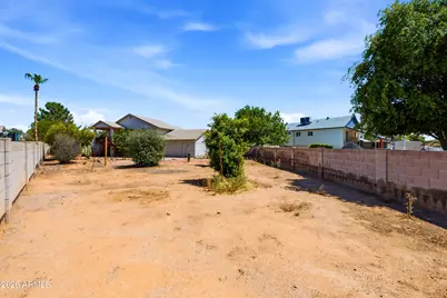 747 N Racine Circle, Mesa, AZ 85205 - Photo 16