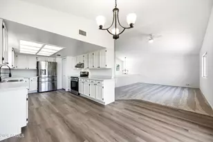 747 N Racine Cir, Mesa, AZ 85205 - Photo 8